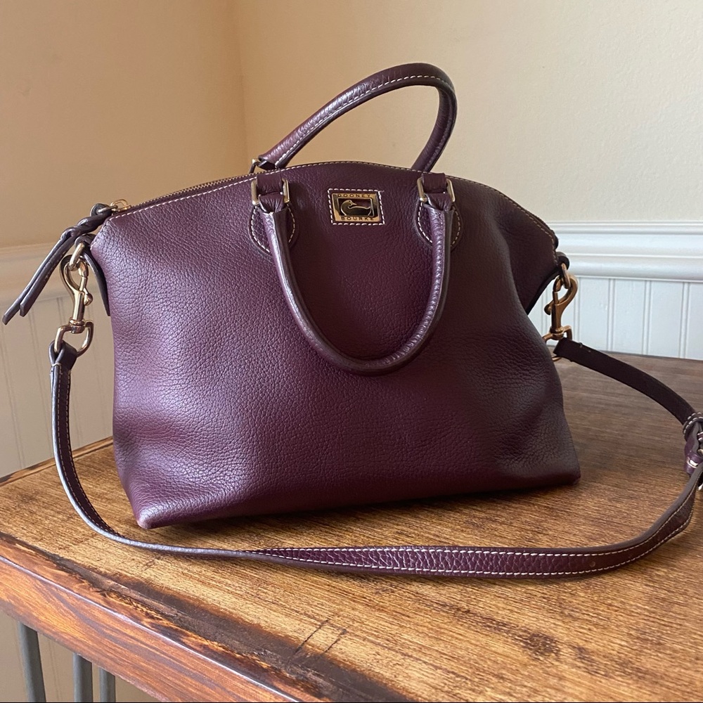 DOONEY & BOURKE PURSE